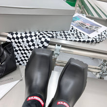 Load image into Gallery viewer, Balenciaga Trooper Boots