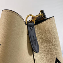 Load image into Gallery viewer, Louis Vuitton Crafty NeoNoe MM Bag