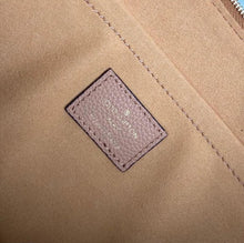 Load image into Gallery viewer, Louis Vuitton Daily Pouch