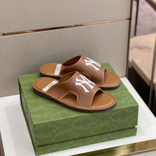 Load image into Gallery viewer, Gucci Men Slides