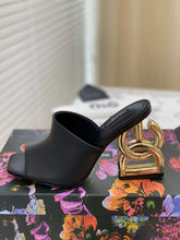 Load image into Gallery viewer, Dolce & Gabbana Patent Leather Mule