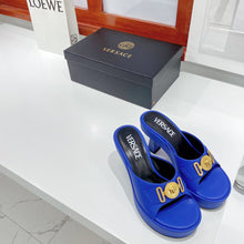 Load image into Gallery viewer, Versace Medusa Biggie Mule