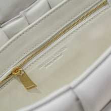 Load image into Gallery viewer, Bottega Veneta Chain Cassette Bag