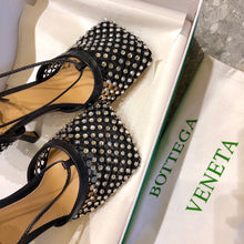 Load image into Gallery viewer, Bottega Veneta Stretch Heels
