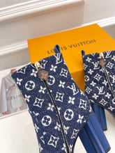 Load image into Gallery viewer, Louis Vuitton Silhouette Ankle Boots