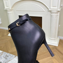 Load image into Gallery viewer, Louis Vuitton Signature Ankle Boot
