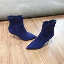 Load image into Gallery viewer, Louis Vuitton Signature Ankle Boot