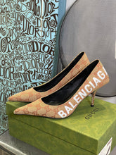 Load image into Gallery viewer, Gucci The Hacker Project Knife Pump