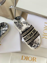 Load image into Gallery viewer, Christian Dior Dway Slide