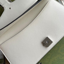 Load image into Gallery viewer, Gucci Dionysus Small Shoulder Bag