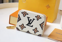 Load image into Gallery viewer, Louis Vuitton Zippy Coin Purse