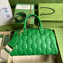 Load image into Gallery viewer, Gucci GG Matelasse Leather Medium Bag