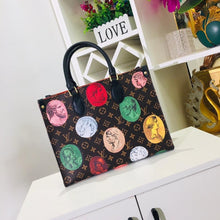Load image into Gallery viewer, Louis Vuitton OnTheGo MM Bag