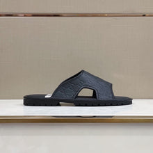 Load image into Gallery viewer, Gucci Men Slides