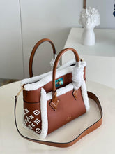 Load image into Gallery viewer, Louis Vuitton On My Side PM Bag