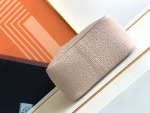 Load image into Gallery viewer, Prada Leather Tote Bag