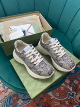 Load image into Gallery viewer, Gucci 100 Rhyton Sneakers