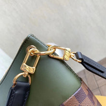 Load image into Gallery viewer, Louis Vuitton Maida Hobo Bag