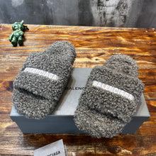 Load image into Gallery viewer, Balenciaga Furry Slide Sandals