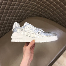 Load image into Gallery viewer, Louis Vuitton Trainer Sneakers