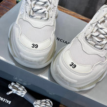 Load image into Gallery viewer, Balenciaga Triple S Sneakers