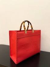 Load image into Gallery viewer, Fendi Sunshine Shopper Medium Bag