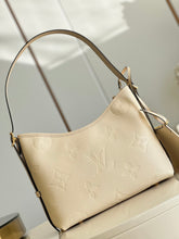 Load image into Gallery viewer, Louis Vuitton Carryall PM Bag