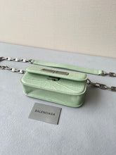 Load image into Gallery viewer, Balenciaga XS Gossip Bag