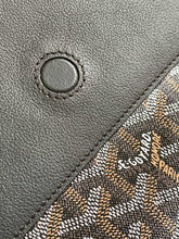 Load image into Gallery viewer, Goyard Rouette PM Bag