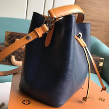 Load image into Gallery viewer, Louis Vuitton NeoNoe BB Bag