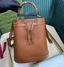 Load image into Gallery viewer, Gucci Diana Mini Bucket Bag