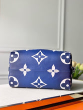 Load image into Gallery viewer, Louis Vuitton Escale Speedy Bandouliere 30 - LUXURY KLOZETT