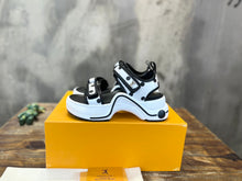 Load image into Gallery viewer, Louis Vuitton Archlight Flat Sandals