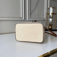 Load image into Gallery viewer, Louis Vuitton NeoNoe MM Bag - LUXURY KLOZETT