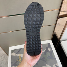 Load image into Gallery viewer, Valentino Camouflage Rockrunner Sneakers