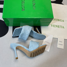 Load image into Gallery viewer, Bottega Veneta Heels