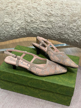 Load image into Gallery viewer, Gucci GG Slingback Pump