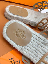 Load image into Gallery viewer, Hermes Ancone Espadrilles