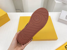 Load image into Gallery viewer, Fendi Match Sneakers