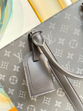 Load image into Gallery viewer, Louis Vuitton Sac Plat Horizontal Zippe Bag
