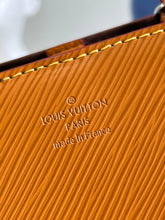 Load image into Gallery viewer, Louis Vuitton Marelle Tote MM Bag