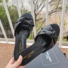 Load image into Gallery viewer, YSL Bianca Flat Mule