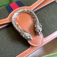 Load image into Gallery viewer, Gucci Dionysus Small Shoulder Bag