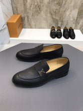 Load image into Gallery viewer, Louis Vuitton Shoe