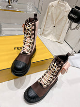 Load image into Gallery viewer, Fendi Domino Boots