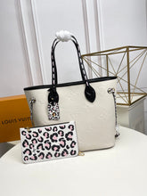Load image into Gallery viewer, Louis Vuitton Neverfull MM Bag