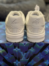 Load image into Gallery viewer, Louis Vuitton Trainer Sneakers