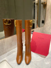 Load image into Gallery viewer, Valentino Boots