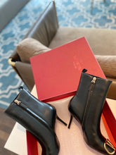 Load image into Gallery viewer, Valentino Boots