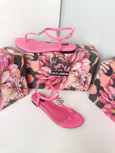 Load image into Gallery viewer, Dolce & Gabbana Patent Leather DG Thong Sandal